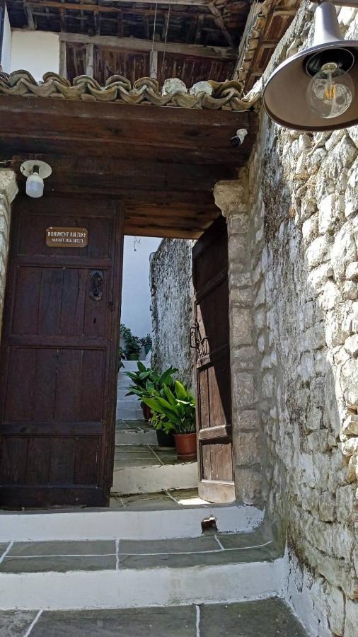 Apartment Maro's Berat