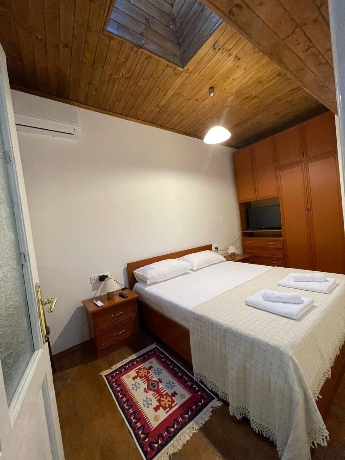 Maro's Apartment